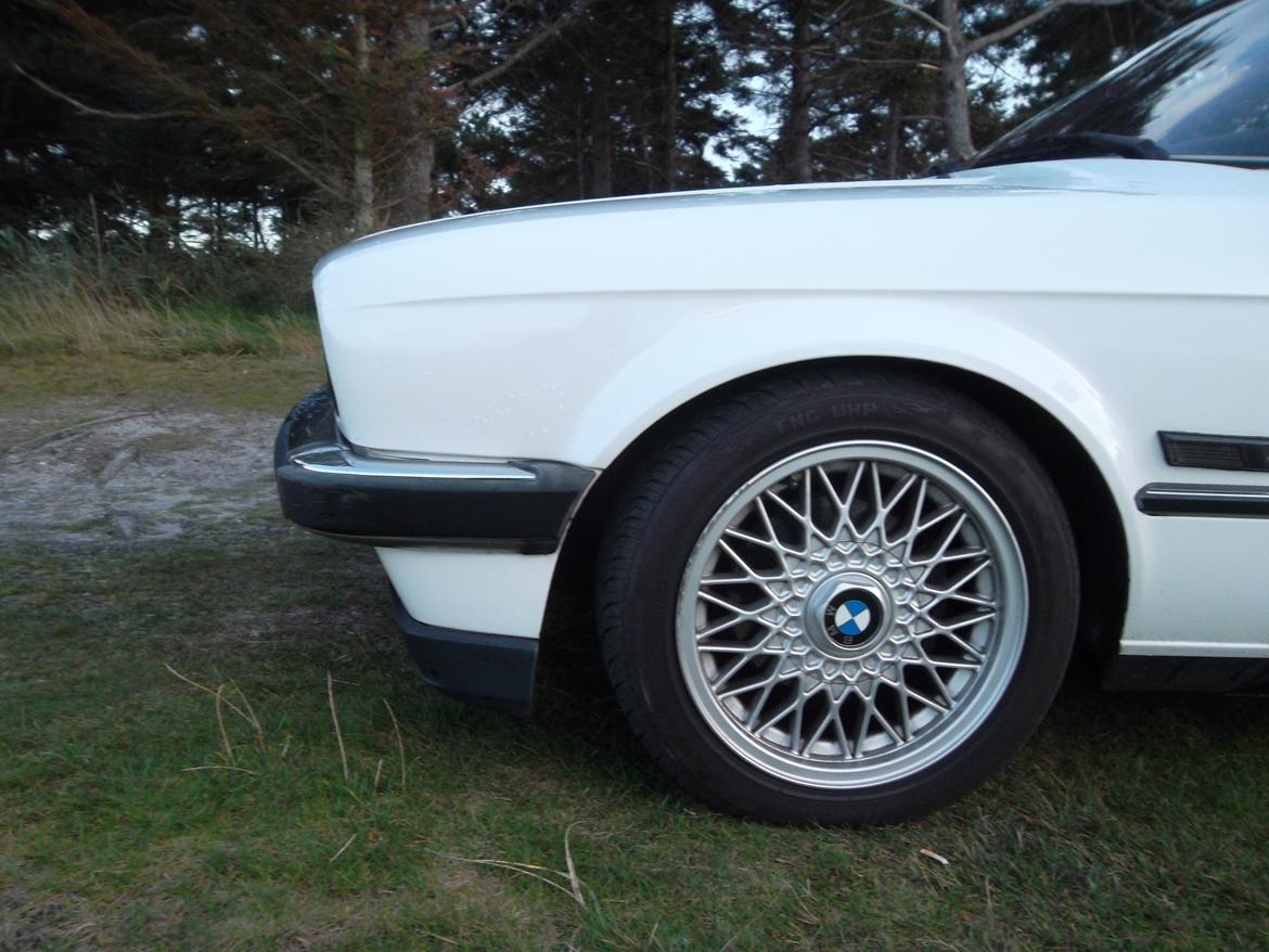 BMW E30 316i TC2 Baur Cab SOLGT billede 4