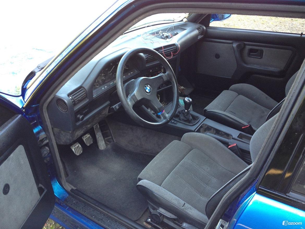 BMW E30 billede 1