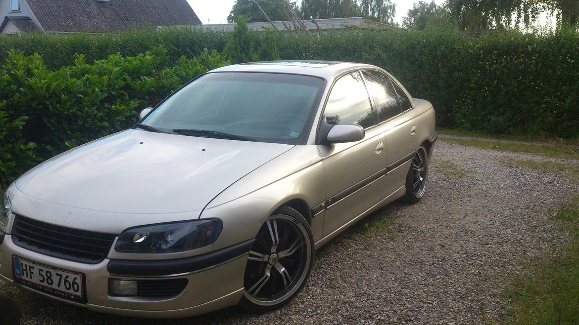 Opel Omega B 2,0 16V CD billede 3