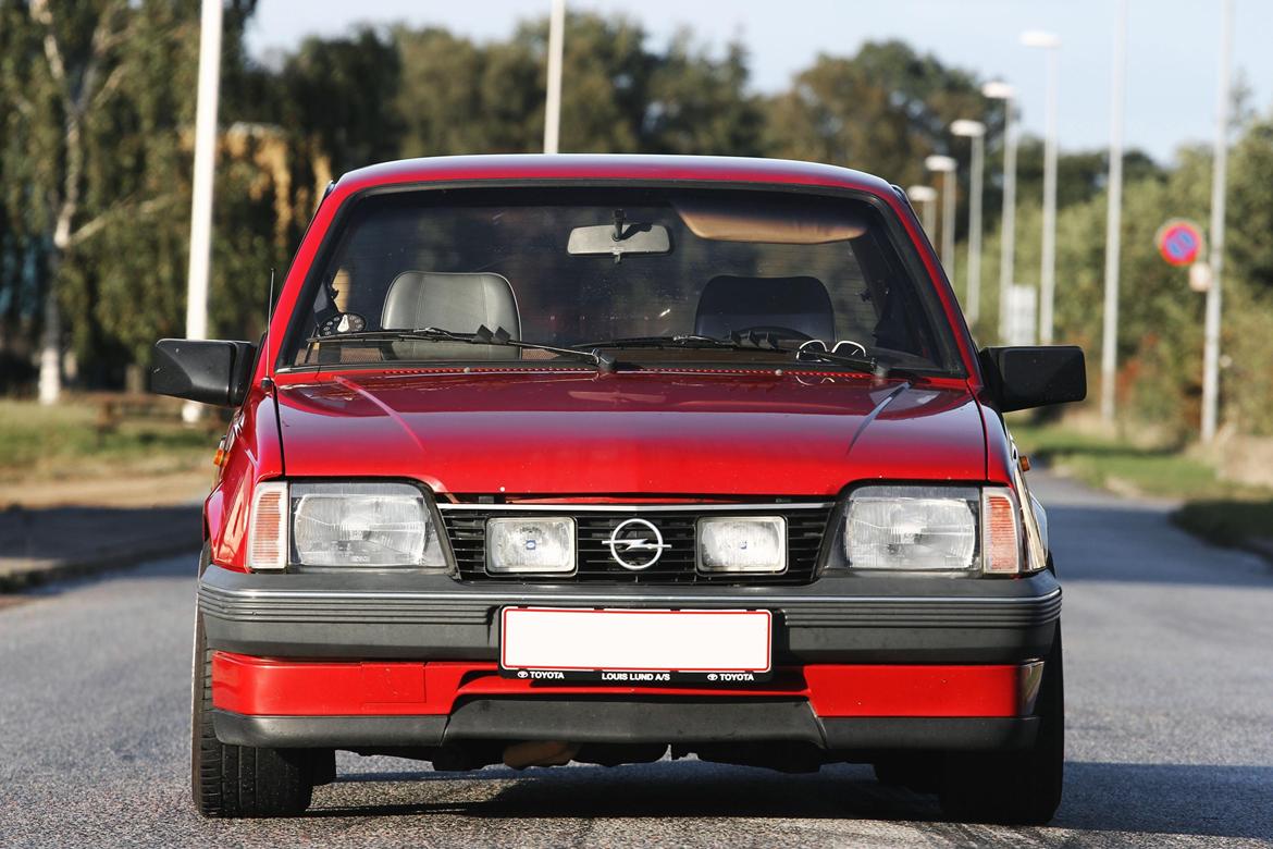 Opel Ascona C 1,3 LS billede 1