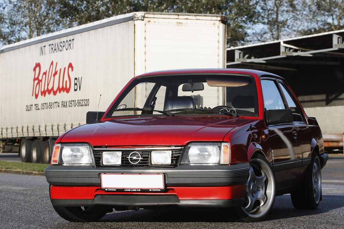 Opel Ascona C 1,3 LS billede 4