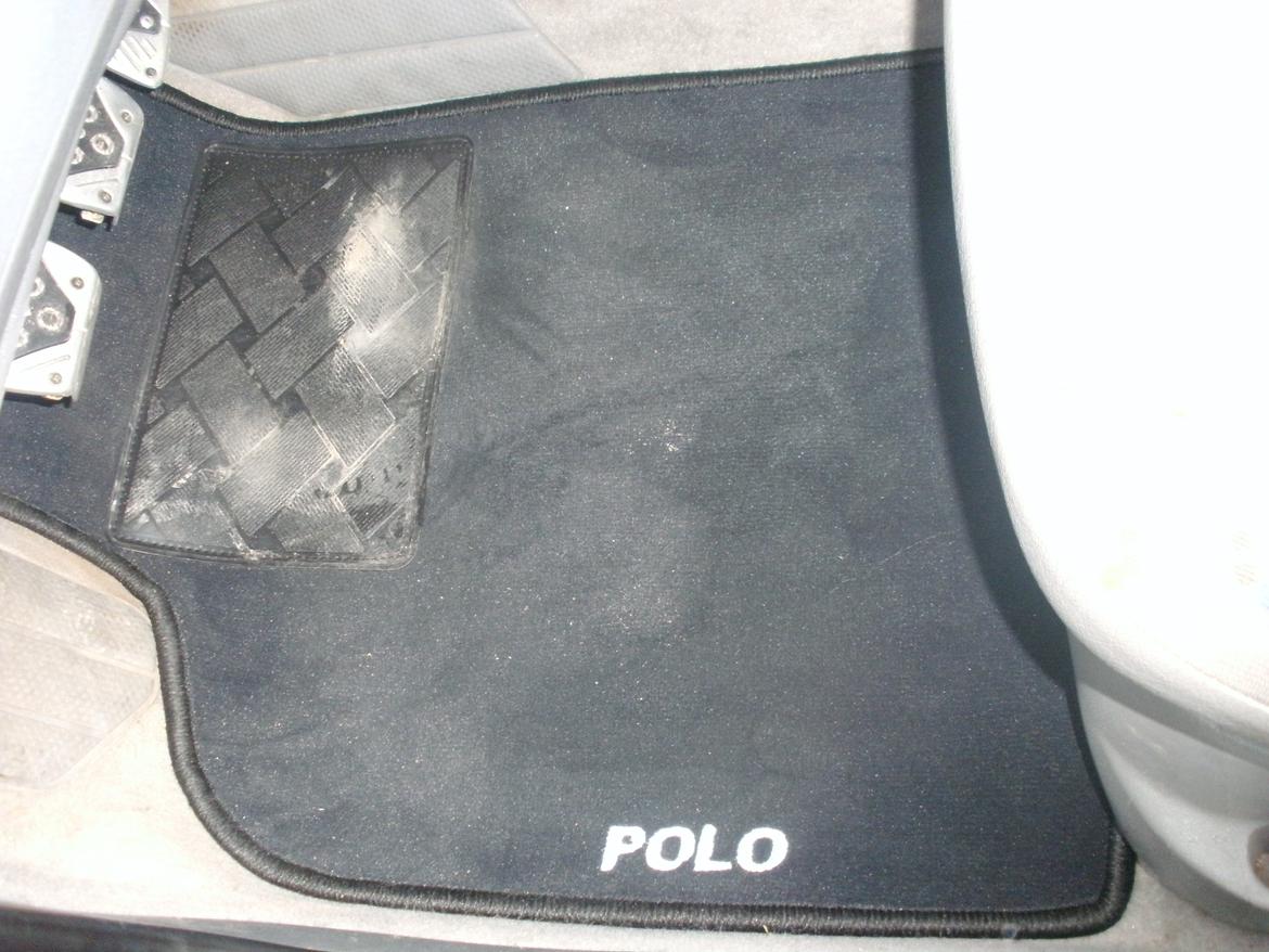 VW polo 6n (SOLGT) billede 2