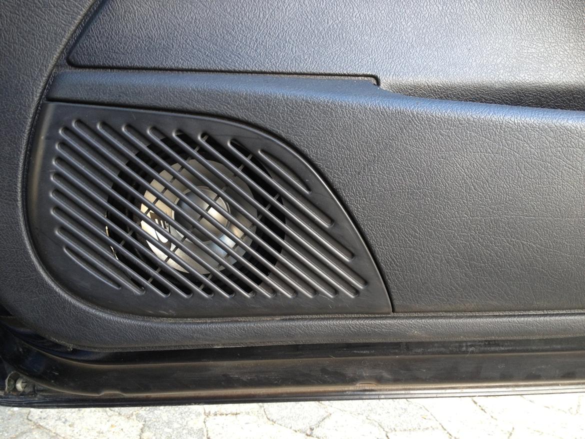 Citroën Saxo 1.6 8v Sport Innovation billede 2