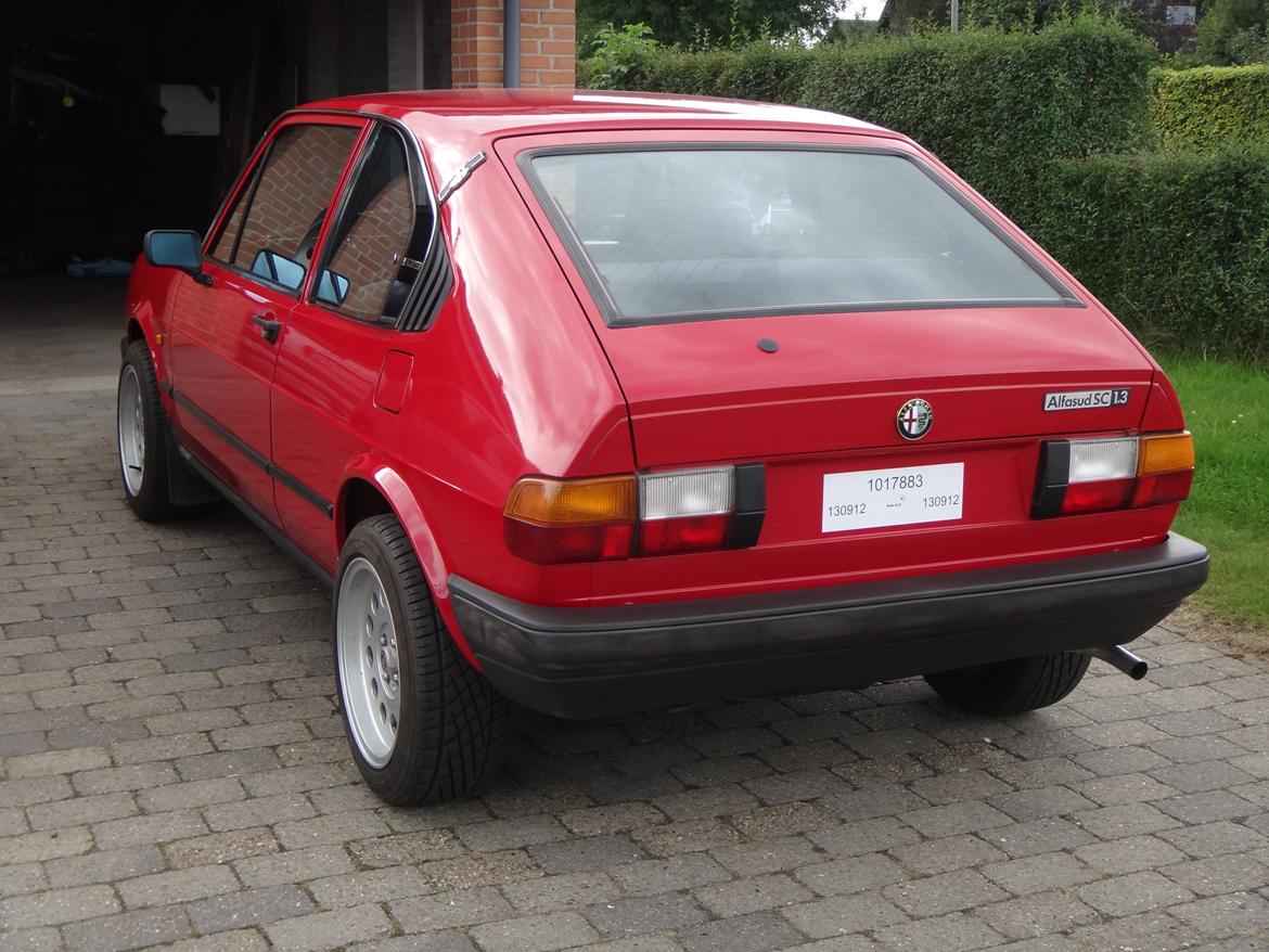 Tube D'échappement Pour Alfa Romeo Alfasud 1.3/1.5 (1977-84), Arna, 33 - Référence 16100