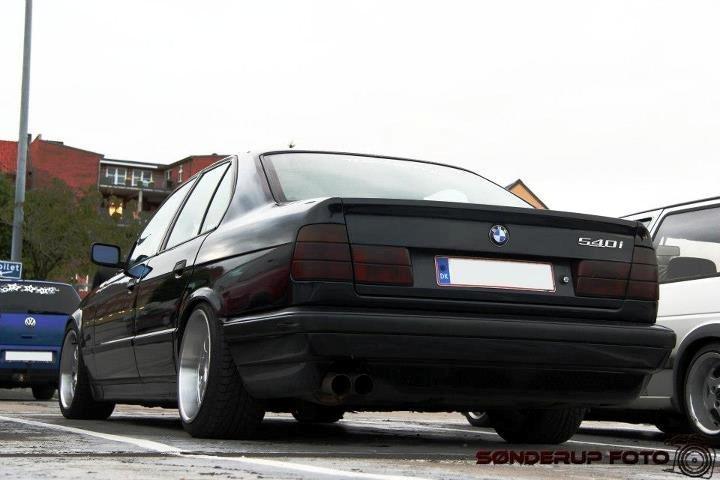 BMW 540i 6-speed manuel billede 5