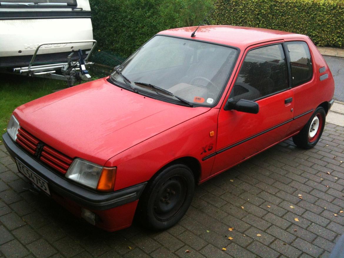 Peugeot 205 billede 2