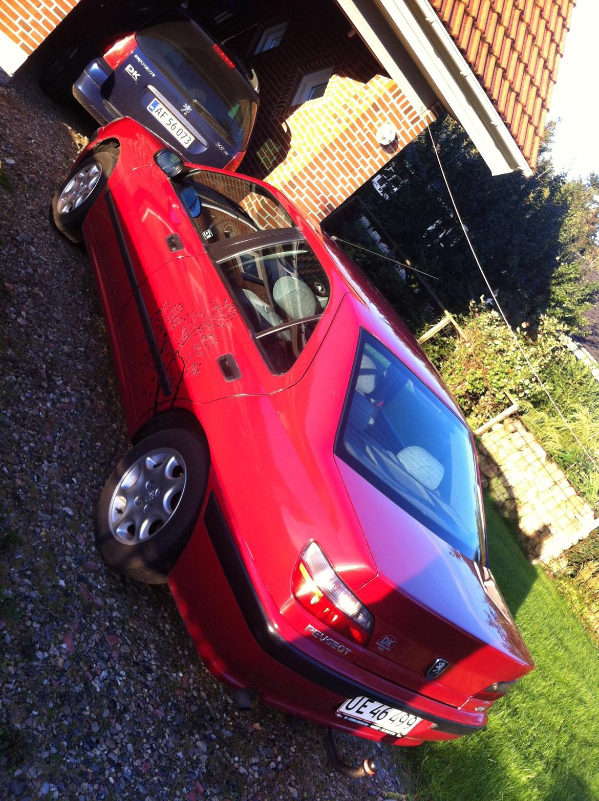 Peugeot 406 billede 1