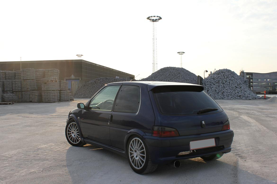 Peugeot 106 GTI billede 1