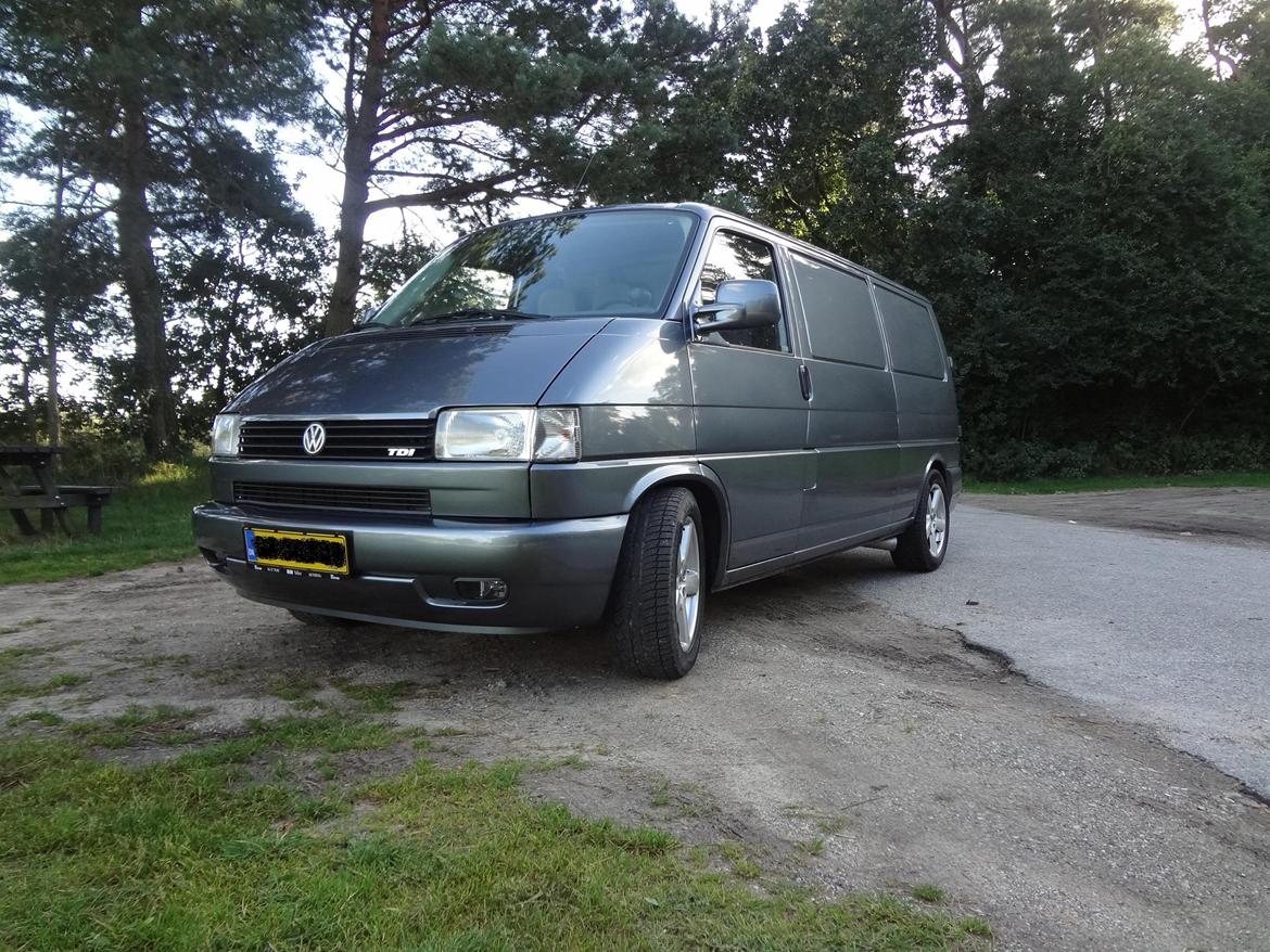 VW Transporter T4 2,5 TDI billede 1
