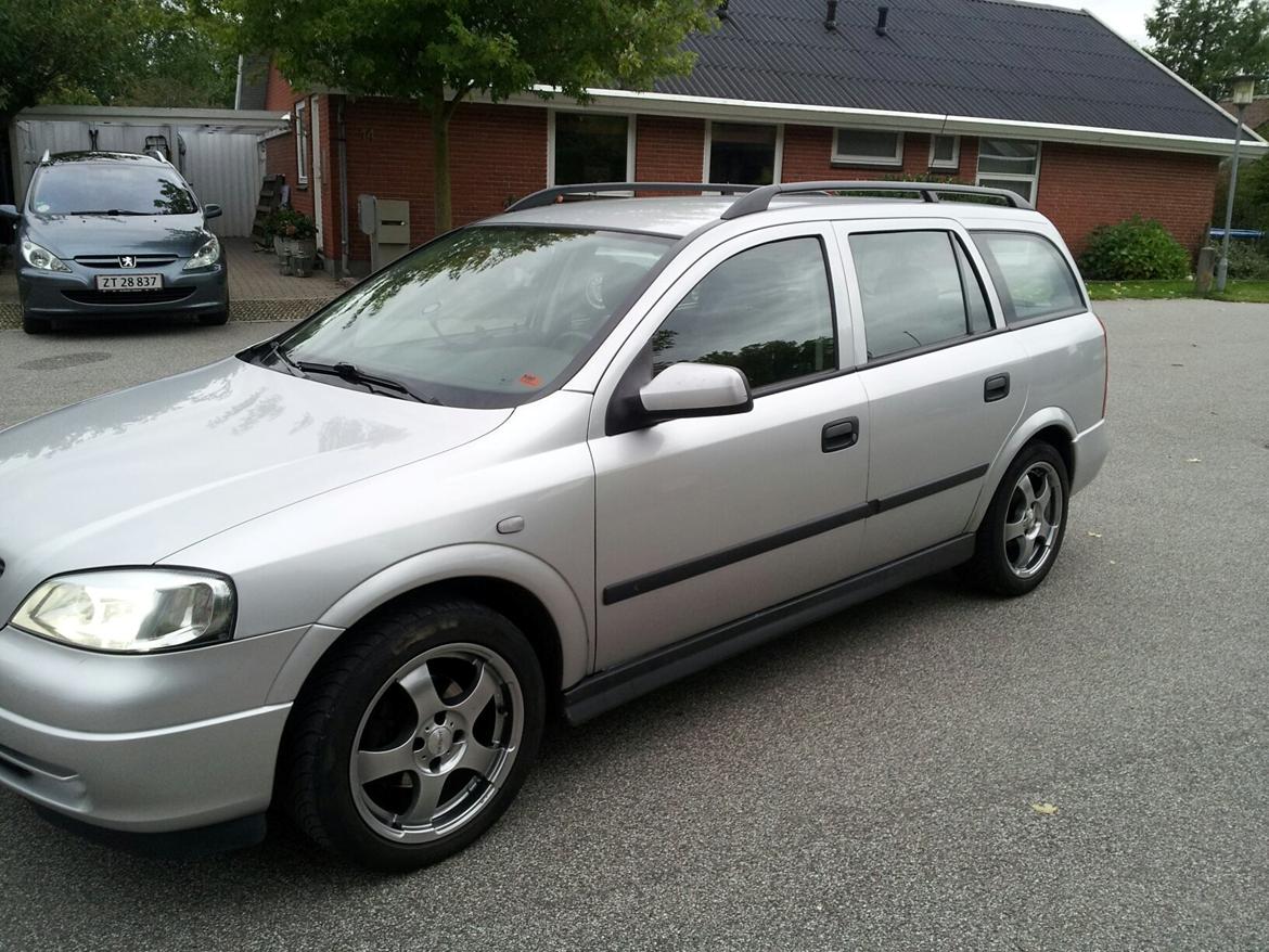 Opel Astra Stc Classic 1.7 CDTI TOTAL SKADET billede 1