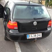 VW Golf 1,6 sr