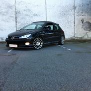 Peugeot 206 2.0 GTI