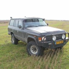 Toyota Land Cruiser HJ60