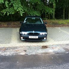 BMW e39 523i - M5