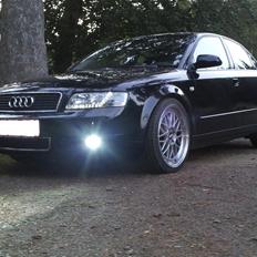 Audi A4 B6 E8