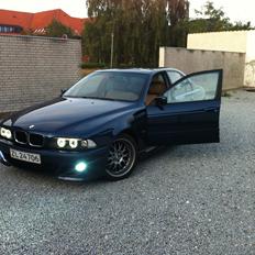 BMW 528i steptronic e39 (salon)