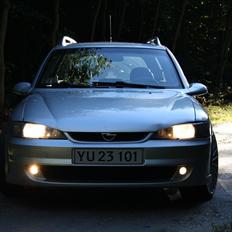 Opel Vectra V6 -- Død --