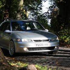 Opel Vectra V6 -- Død --