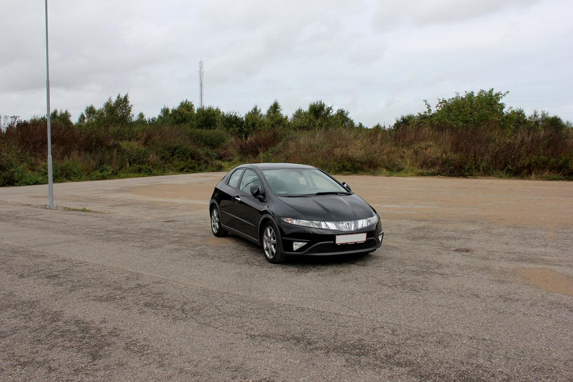 Honda Civic 1.8 i-VTEC SPORT *SOLGT* billede 6