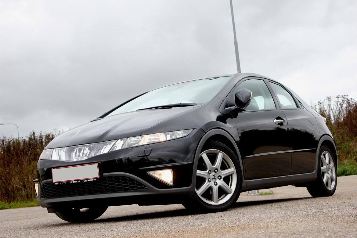 Honda Civic 1.8 i-VTEC SPORT *SOLGT* billede 2