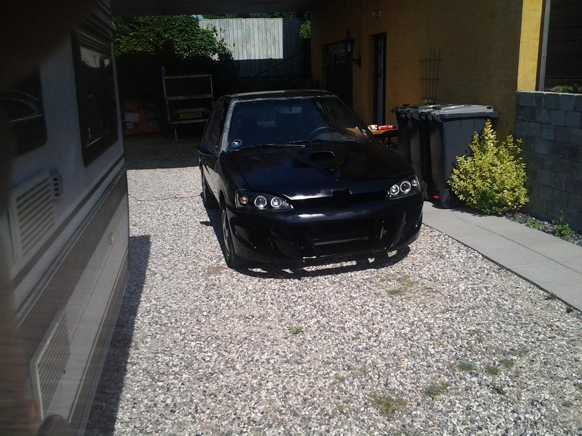Peugeot 106 1,4i R.I.P - efter den fik malet fronten :) billede 4