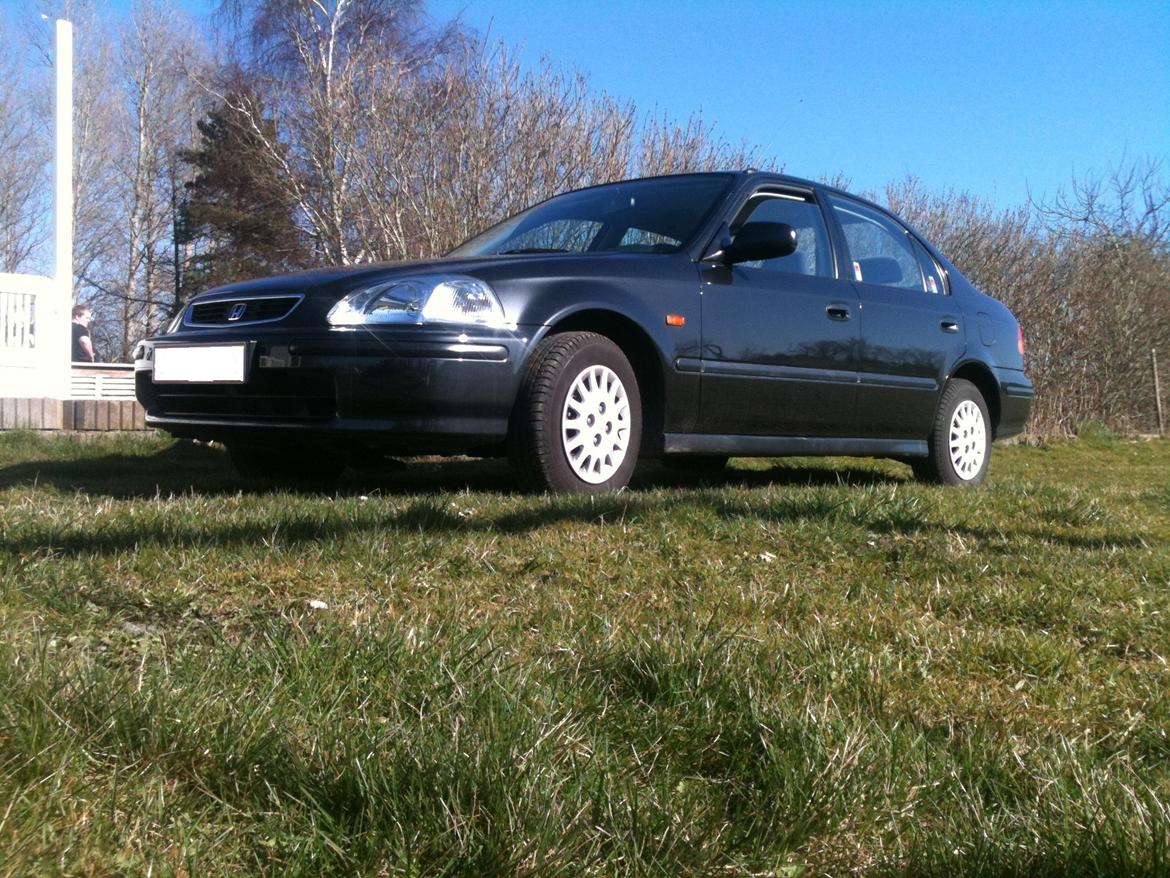 Honda Civic 1.4i billede 1