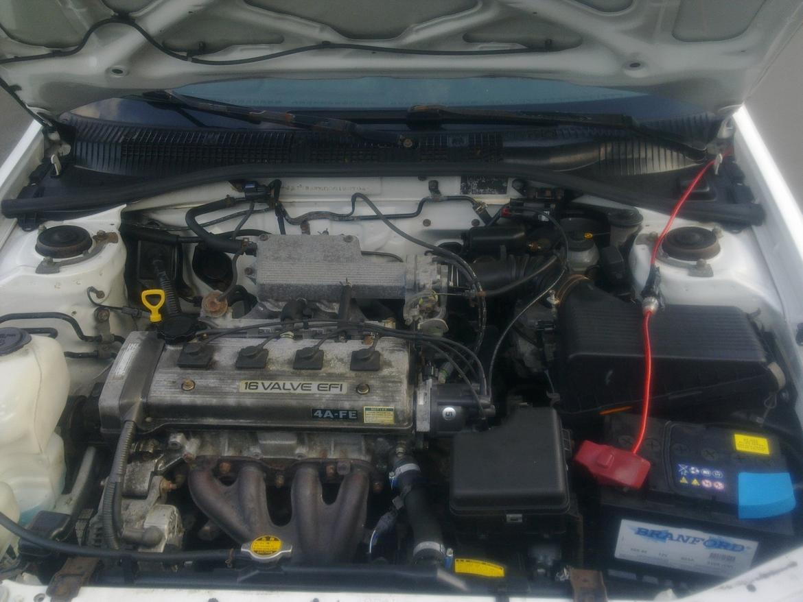 Toyota Carina E billede 8