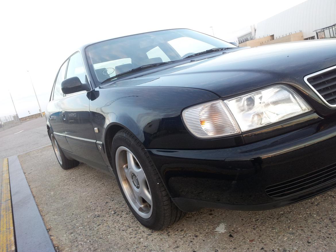 Audi A6 2.6E V6 Aut. billede 1