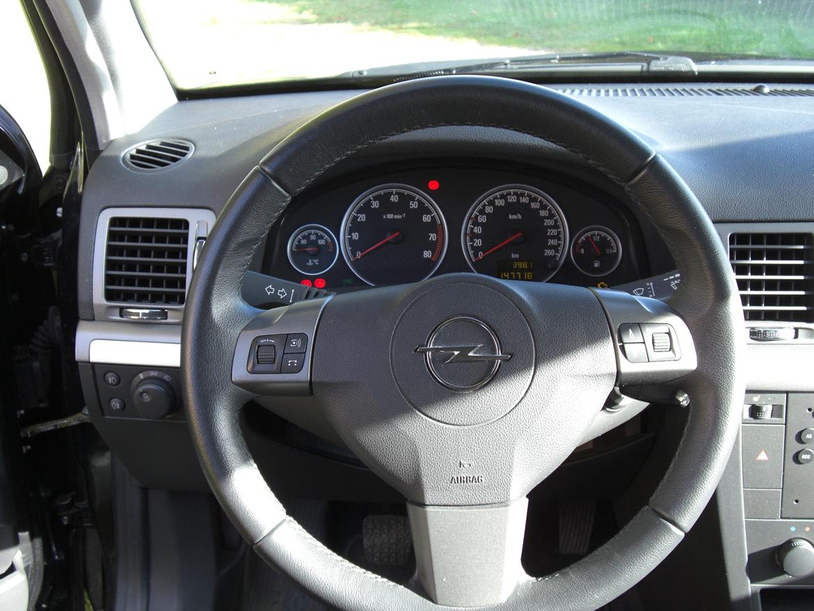 Opel Vectra C 2,8 V6 Turbo Elegance II billede 6