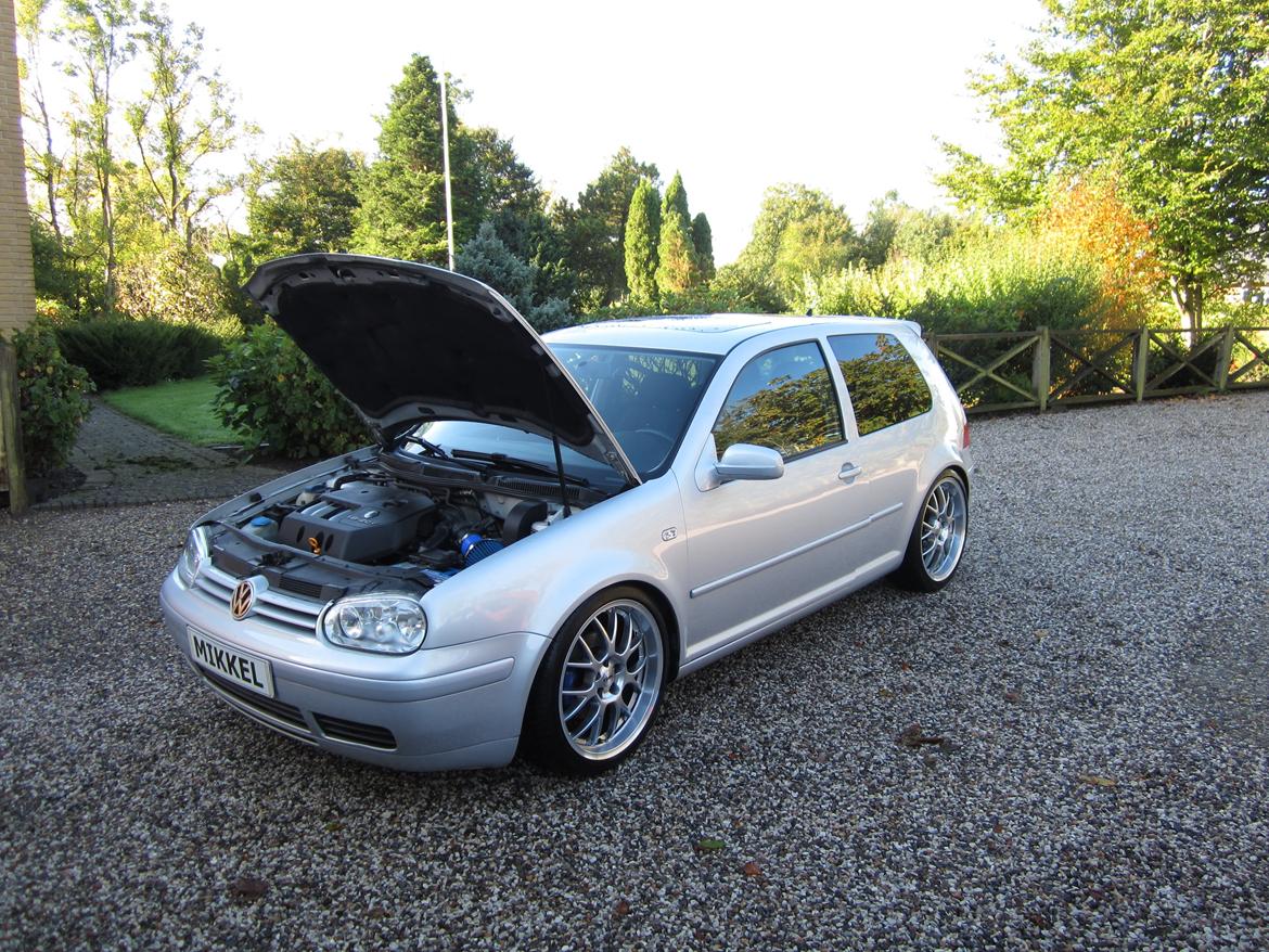 VW Golf 4 billede 1