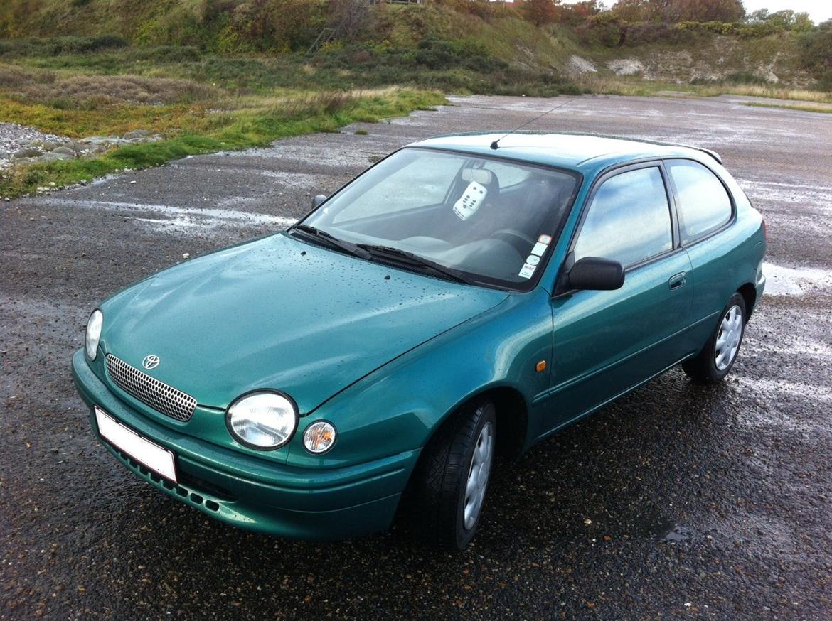 Toyota Corolla E11 billede 3