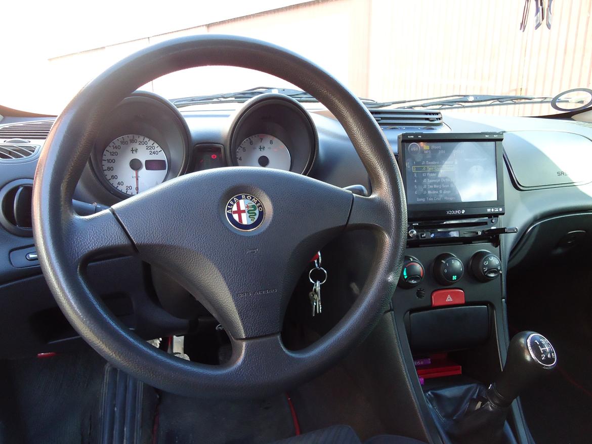 Alfa Romeo 156 billede 14