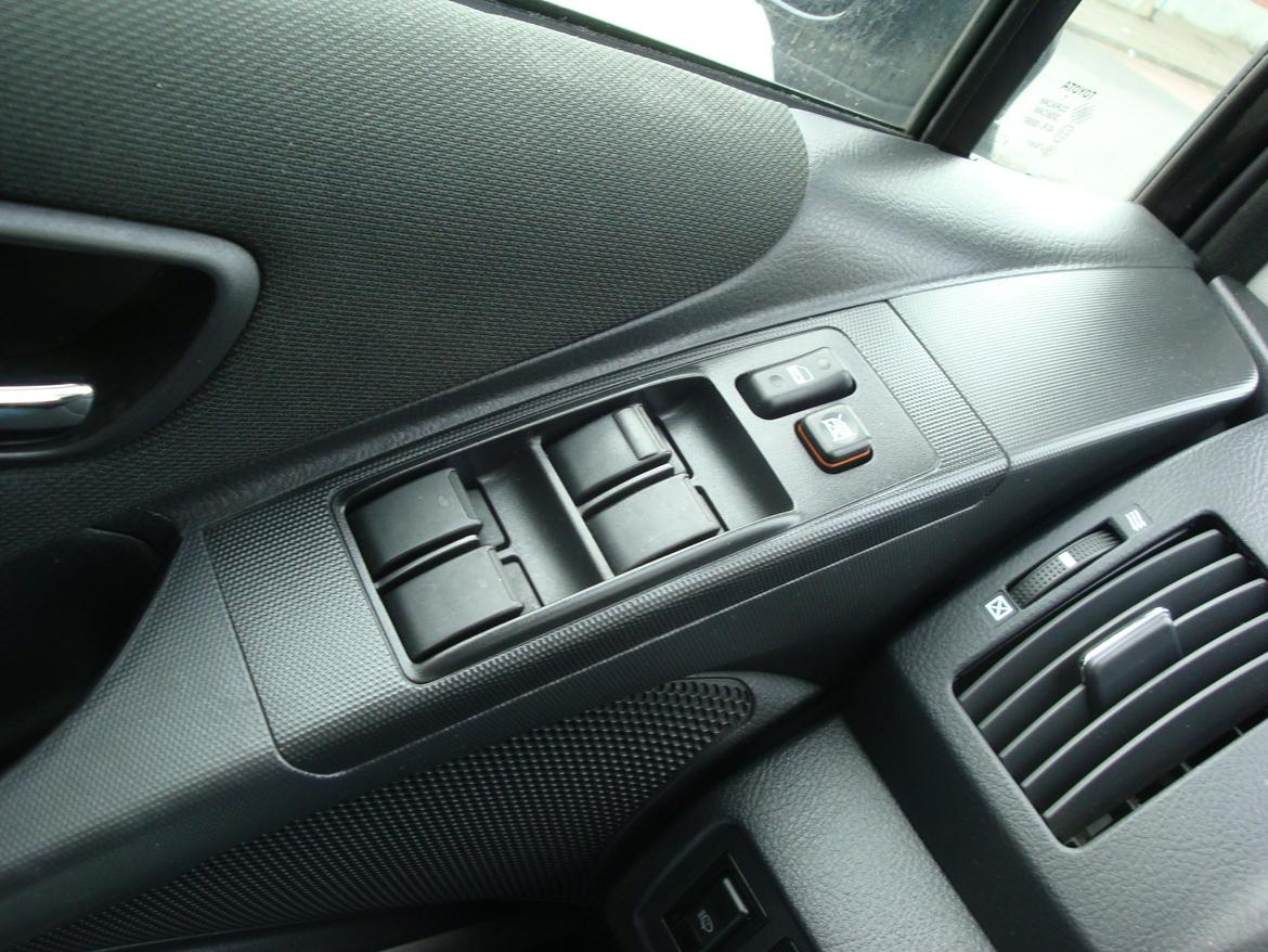 Toyota Sportsvan 2,2 sport sol billede 17