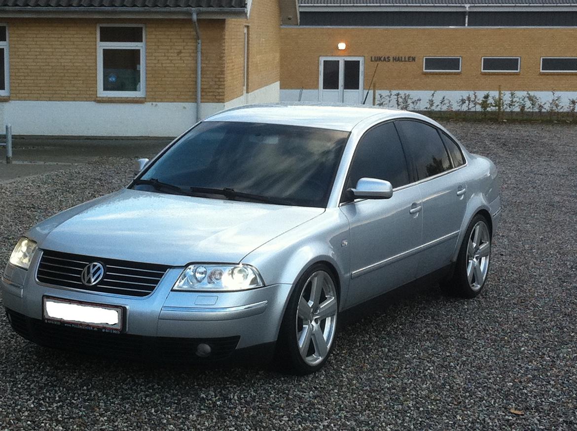 VW Passat, 1.9 TDi 130 Highline 6g billede 2