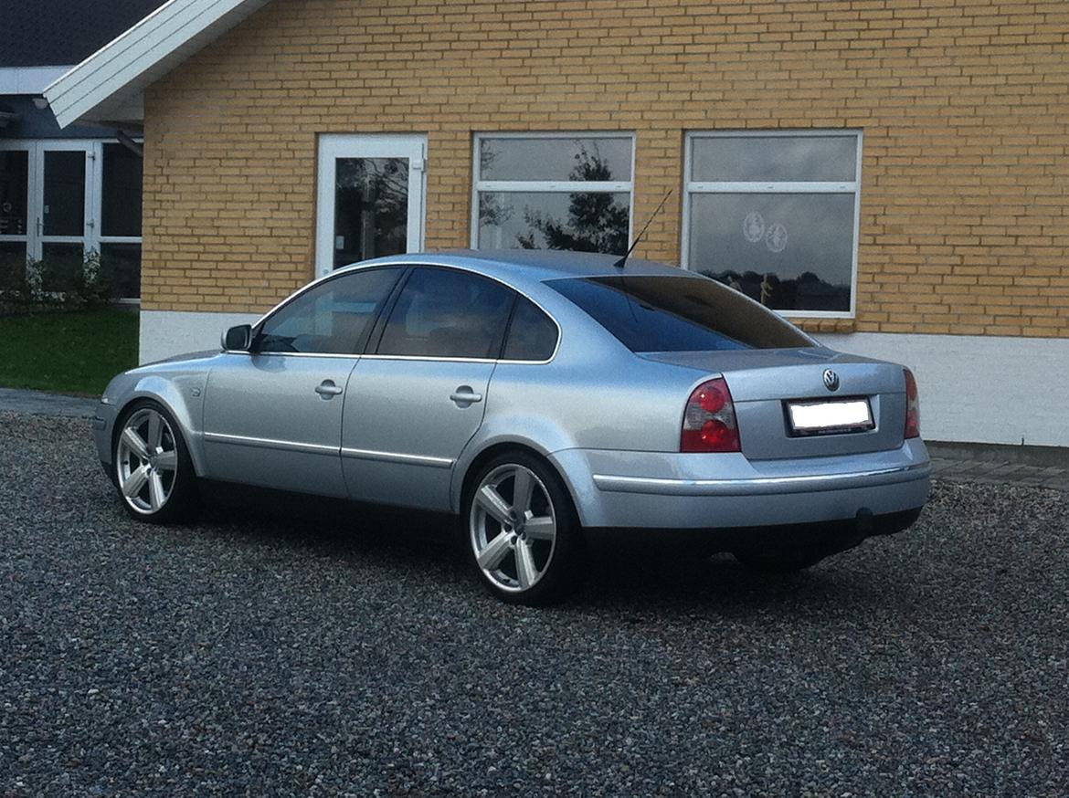VW Passat, 1.9 TDi 130 Highline 6g billede 3