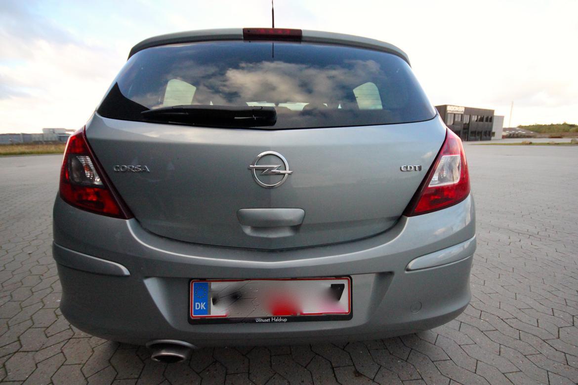 Opel Corsa Sport [SOLGT] billede 3