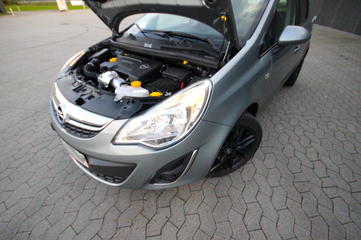 Opel Corsa Sport [SOLGT] billede 8