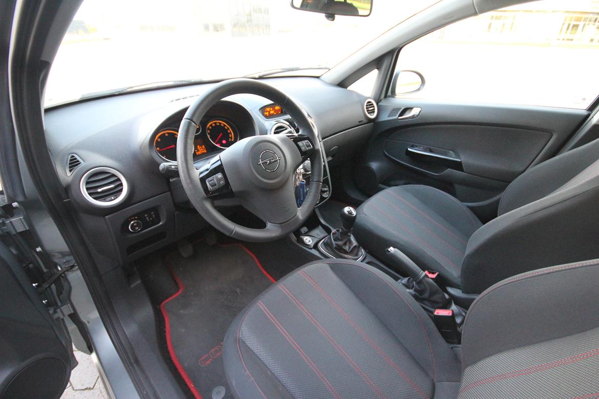 Opel Corsa Sport [SOLGT] billede 10