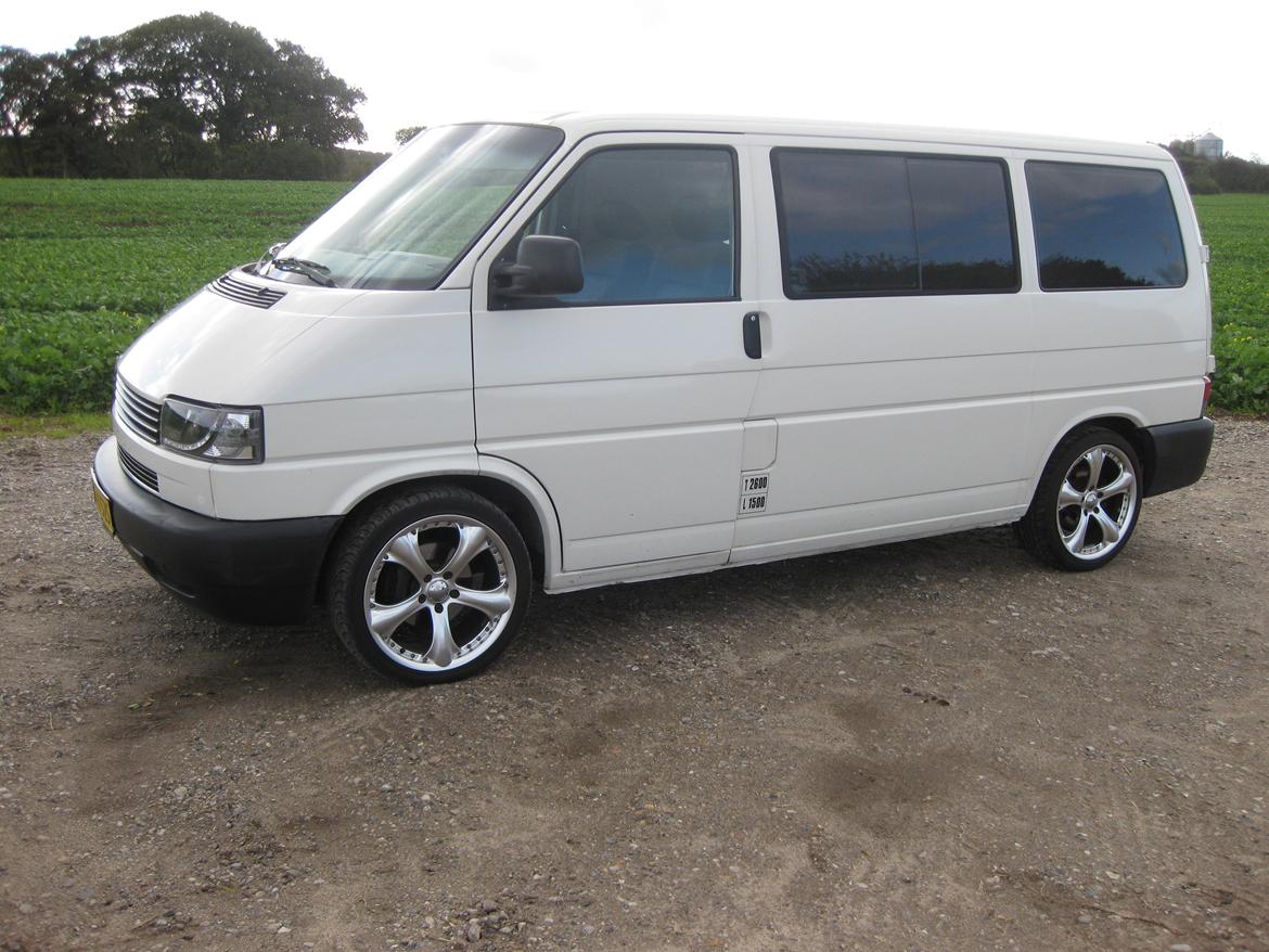 VW Transporter 2,5 tdi allrounder billede 2