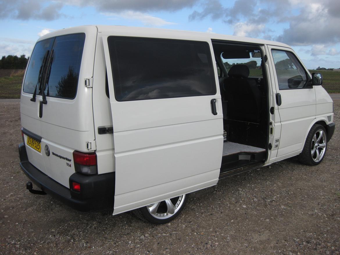 VW Transporter 2,5 tdi allrounder billede 4