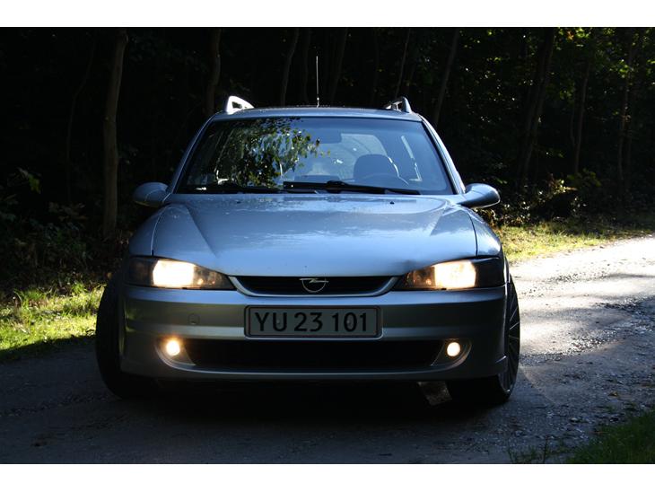 Opel Vectra V6 -- Død -- billede 1