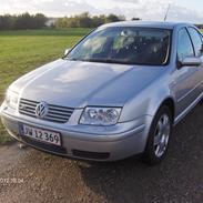 VW Bora 2,3 V5 Highline tiptronic