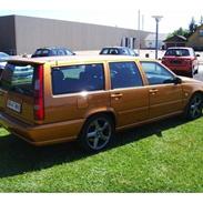 Volvo V70R