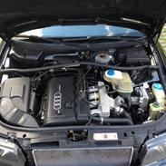 Audi A4 1,8T --SOLGT--