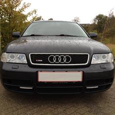 Audi A4 1,8T --SOLGT--