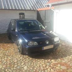 VW Golf 4 TDI Highline Solgt
