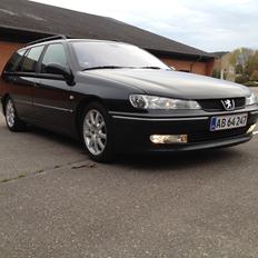Peugeot 406 ST. Car