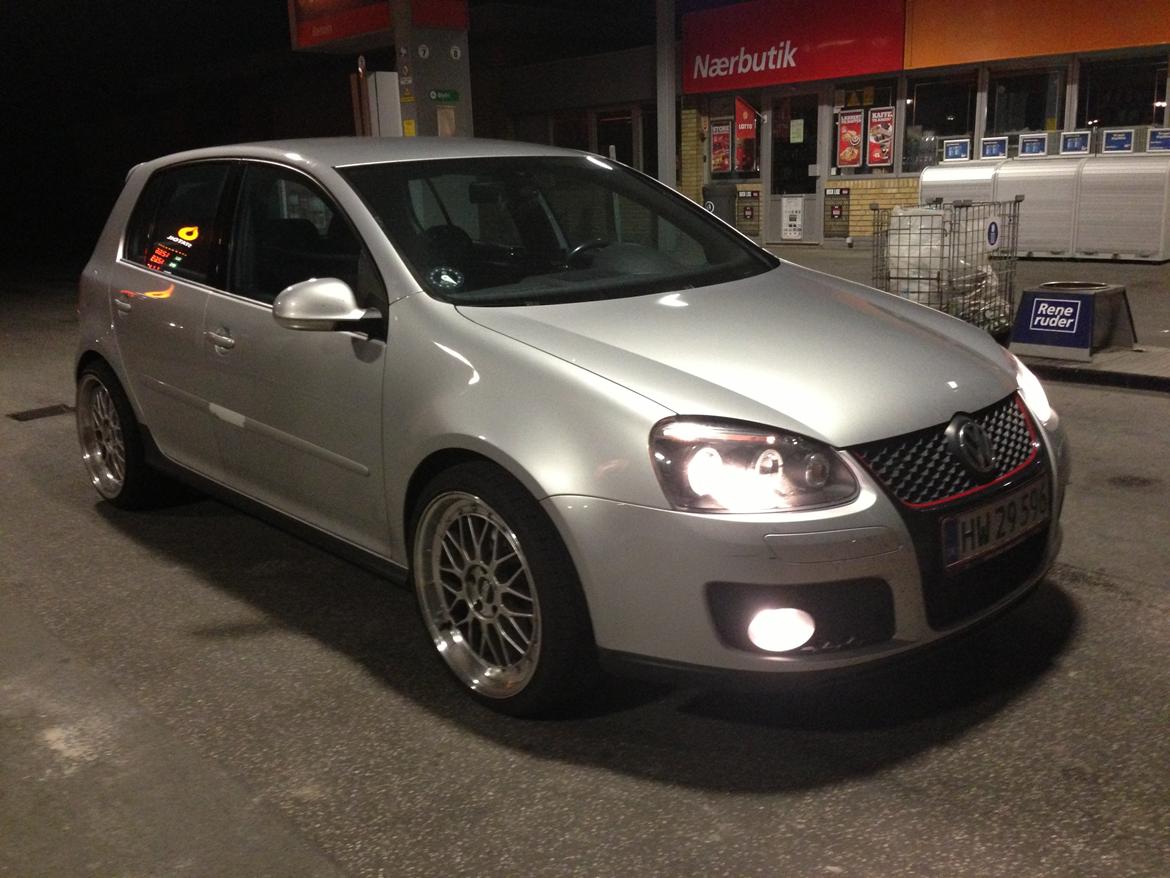 VW Golf V GTI billede 1