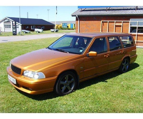 Volvo V70R billede 1