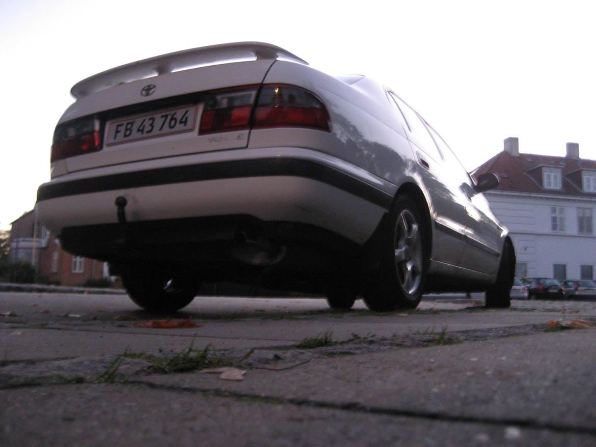 Toyota Carina E GLI billede 1